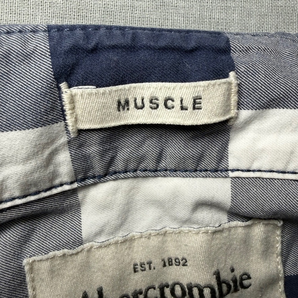 Abercrombie & Fitch Mens Muscle Fit Buffalo Check Button Down Shirt Navy Blue M - Picture 8 of 10